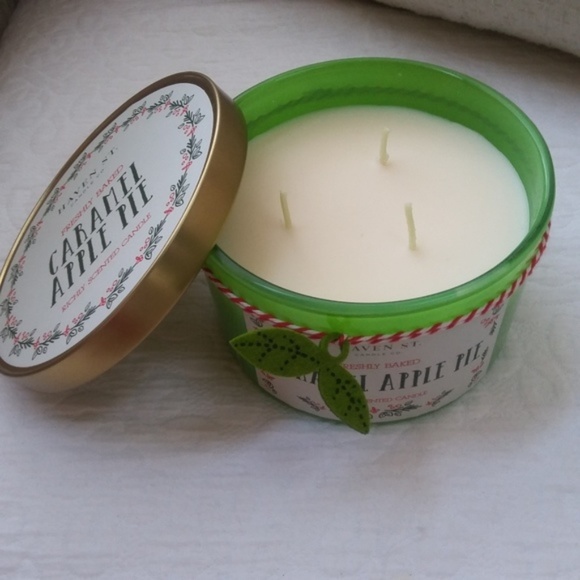 Haven St Candle Co Accents | Nwt Extra Large Caramel Apple Pie 3 Wick